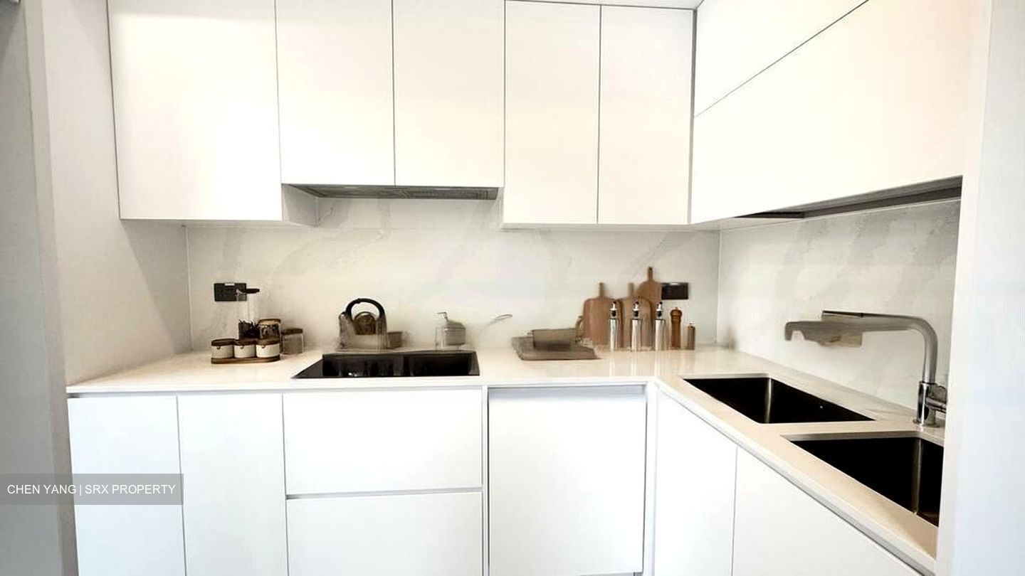 Barker Road (D11), Terrace #454370571